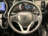 【ステアリングスイッチ】運転中、前方から目線をそらすことなく、オーディオ等の操作が可能な便利機能!安心&快適なドライブを演出してくれます♪