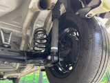 お車を安心してお乗りいただく為には、足回りの定期点検が欠かせません。サービスサポート(有償保証)では無料点検もご提供しており、安心のカーライフをお過ごしいただけるサポート体制が整っています。