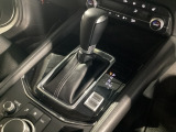 全てのトランスミッションのメリットを兼ね備えた理想的なAT、それがSKYACTIV-DRIVE(スカイアクティブドライブ)です。「滑らかな変速」「ダイレクト感あふれるシフトフィール」そして「低燃費」です!