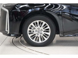 タイヤサイズ(225/60R17)です。