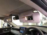 【車内ミラー】日常で使える、嬉しい車内ミラーがついてます!