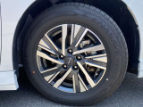 日産純正アルミホイールになります。