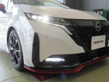 LEDライトで夜のドライブもくっきりはっきり、安心して運転できます。