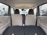 積載性が広がるシートアレンジ。倒し方や可動域、荷室の広がりが分かり、使い道を想像できます。