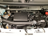 ホンダスタッフがしっかり整備して保証付きにてお渡し致します。エンジンルーム&室内ルームともにクリーニング済みで清潔です。快適なドライブをお楽しみください。