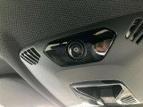 インテリアカメラ:MYBMWアプリから車内の確認する事ができます。任意のタイミングで車内の様子を写真に残せます。