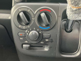 運転者に優しいスイッチ類の配置です。
