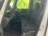 運転しやすいように設計された、使い勝手の良い空間。細部にまでこだわった、快適な空間を提供します。