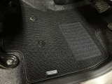 当店でご購入頂いた車両は全車車検整備又は法定12か月点検を行い、エンジンオイル・オイルフィルター・フロントワイパーゴム・バッテリーの交換を行っています、整備費用は本体に含まれてますので安心ですよ♪