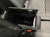実用的な収納が、車内の各所にあります♪