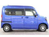 当店の展示車は、プロの業者にボディーの磨き、ルームクリーニングを依頼していますので、とてもきれいです!!ぜひ、見にいらしてください!