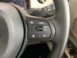 【アダプティブクルーズコントロール】前車に合わせ加減速、車線維持もサポート。高速道路での運転の負担を軽減します。