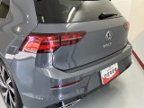 車両状態証明書修復歴の有無も一目瞭然。機能や内装・外装、走行距離、修復歴の有無をチェックし、クルマの状態を10段階にした車両状態証明書。数字や記号を使ってわかりやすく表示しています。