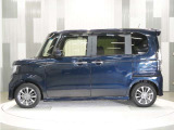 整備代金を車両本体価格に含んでおります。法定点検整備または定期点検を実施し、点検記録簿を発行致します。