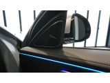 メルセデスジャパンが定めるサーティファイドカー(認定中古車)として登録を致しますので、納車時にはタイヤやバッテリー等も規定以下の数値であれば、整備代金を頂かず、無償で交換となります。ご安心下さい。