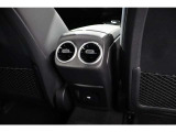 お気軽にお問い合わせください。Tel:075-325-0440 Mobile:070-2313-8676  中古車担当:時女まで
