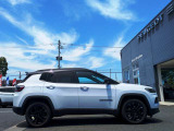 JEEPらしいシンプルなボディーラインがかっこいい!