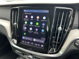 Bluetooth・iPhone・iPad等接続可能です。縦長の9インチタッチスクリーン式センターディスプレイ。スマートフォンのようにスワイプ操作もできます。