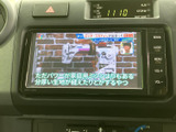 停車時に映像を楽しめるTV機能が搭載されています。家族や友人と一緒に、旅の思い出を共有するのに最適です。