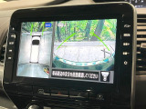 【アラウンドビューモニター】専用のカメラにより、上から見下ろしたような視点で360度クルマの周囲を確認することができます☆死角部分も確認しやすく、狭い場所での切り返しや駐車もスムーズに行えます。
