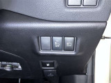 運転席の操作でオートスライドドアが開閉します!同乗者に優しく!とっても便利な機能です!