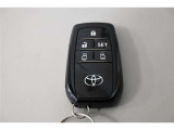 スマートキー!両手に荷物を抱えているときでも、ドアの施錠・解錠が楽々です♪