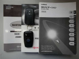 以前の整備実績が記録されている「整備手帳」と、車の「取扱説明書」完備。信頼できるU-CARです。