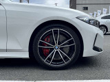 国道1号線に沿い横浜市営地下鉄「三ッ沢上町駅」から徒歩約10分。 BMW Premium Selection 横浜三ッ沢店 / 〒240-0062神奈川県横浜市保土ヶ谷区岡沢町322-3