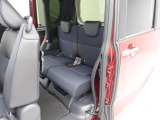 運転席と助手席にはシートヒーターも付いています!