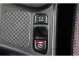 電動パーキングブレーキを搭載。スイッチ操作でパーキングブレーキを作動・解除することが可能ですので、操作の力が不要ですよ♪