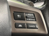 【全車速追従機能付クルーズコントロール】高速道路での長距離走行が楽に!!自動で速度を保つクルーズコントロールが、衝突軽減システムと連携し、前方の車両を感知して車間を保つように速度調節してくれます!!