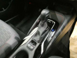 ご覧の車両以外にも多数のU-CARを展示販売しております。