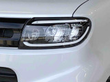 ☆オートライト機能☆車外の明るさに応じて自動的でヘッドランプを点灯および消灯します。夕暮れ時やトンネルなどで便利です!