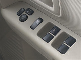 当店のお車をご覧いただきましてありがとうございます。お車についてのご質問やお見積りのご依頼、ご購入にあたってのご相談などは無料電話(0078-6002-312860)にお気軽にお問い合わせ下さい!