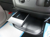 オールメーカーの軽未使用車・軽中古車を実際に「見て」「座って」「一度に比較」できるのが魅力です!