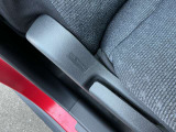運転席用サイドエアバック装備