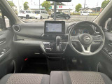 運転席・インパネまわりの画像です!隅々までクリーニング済み☆キレイな車内でドライブがより一層快適にお楽しみいただけると思います!