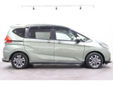 このお車はホンダ純正光脱臭・抗菌加工を納車前に致します。光触媒消臭は光触媒と銀イオンにより消臭とウイルス除菌や抗菌効果のダブル効果で車内を快適に保ちます。