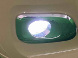 悪天候時に視界確保するLEDフォグランプが標準装備 !(^^)!