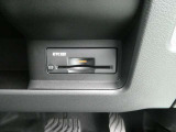 ここにETCが付いております。高速道路の料金所もスイスイ♪ ETCカードの申し込みは日産カードがおすすめ☆「安心」「おトク」「便利」で皆さまのカーライフをサポートする特典満載のカードです。