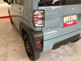 安全・安心な走行のために、納車前にダイハツのクルマを知り尽くしたエキスパートが基本性能に関わる機能や状態を徹底的に点検。消耗部品の交換など法定12ヶ月点検相当の点検・整備を実施しております。