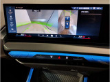 【バックモニター】&rdquo;R&rdquo;レンジにシフトチェンジして頂くとバックカメラとセンサーが起動し駐停車時の運転をサポートします。