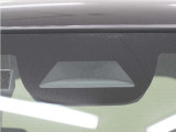 ◆Honda SENSING◆ カメラ等装置で精度の高い検知能力を発揮、安全運転を支援します。ステアリング上のコントローラーに注目!