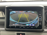 バックカメラは今や必需品ですね。バック駐車時にはしっかりアシストしてくれます♪