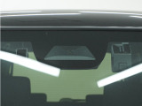 ◆Honda SENSING◆ カメラ等装置で精度の高い検知能力を発揮、安全運転を支援します。ステアリング上のコントローラーに注目!