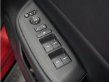 ◆パワーウィンドウスイッチ◆運転席から全席の窓の開閉操作を行うことが出来いつでも換気ができます!