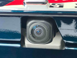 バックカメラで車庫入れラクラク♪♪