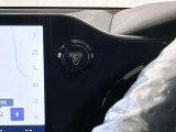 エンジンスタートはプッシュボタン式のため、キーを取り出す手間を省けます。