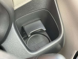 ロングドライブには欠かせないドリンクホルダー装備