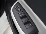 ◆パワーウィンドウスイッチ◆運転席から全席の窓の開閉操作を行うことが出来いつでも換気ができます!